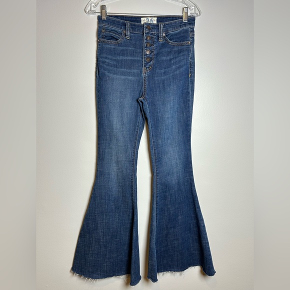 Free people we the free  Flare Jeans button fly bell bottom boho size 26- Blue - Picture 4 of 14